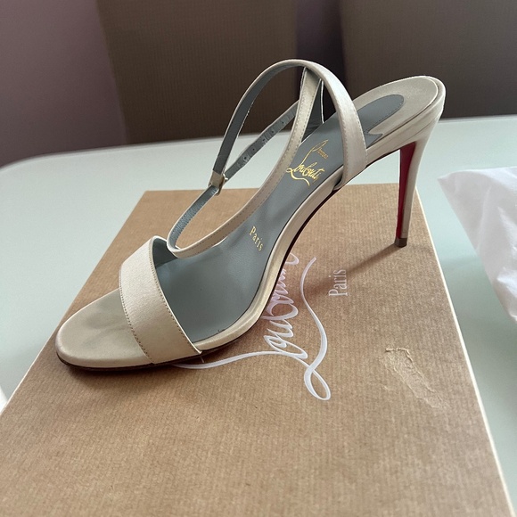 Christian Louboutin Loubigirl 85MM Satin Sandals 38.5 - Picture 3 of 10